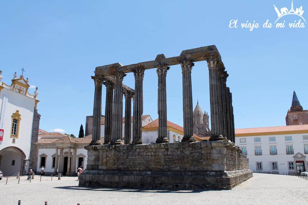 Templo Romano en Évora, Portugal