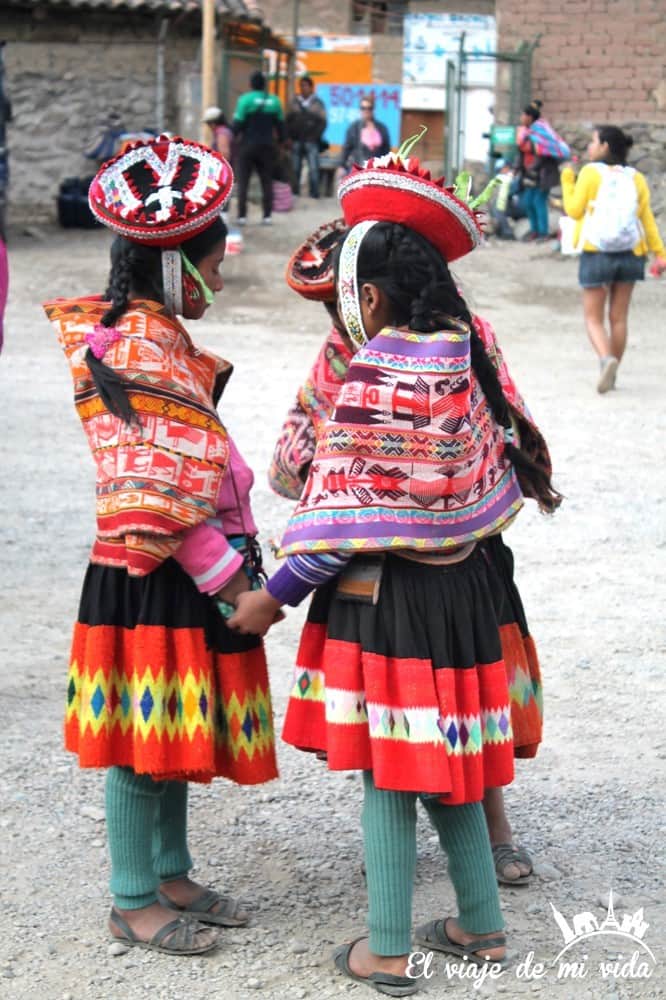 Niños en Ollataytambo, Perú