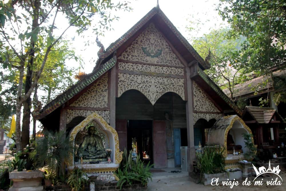Pequeño templo del Mae Kam Pong, Chiang Mai, Tailandia