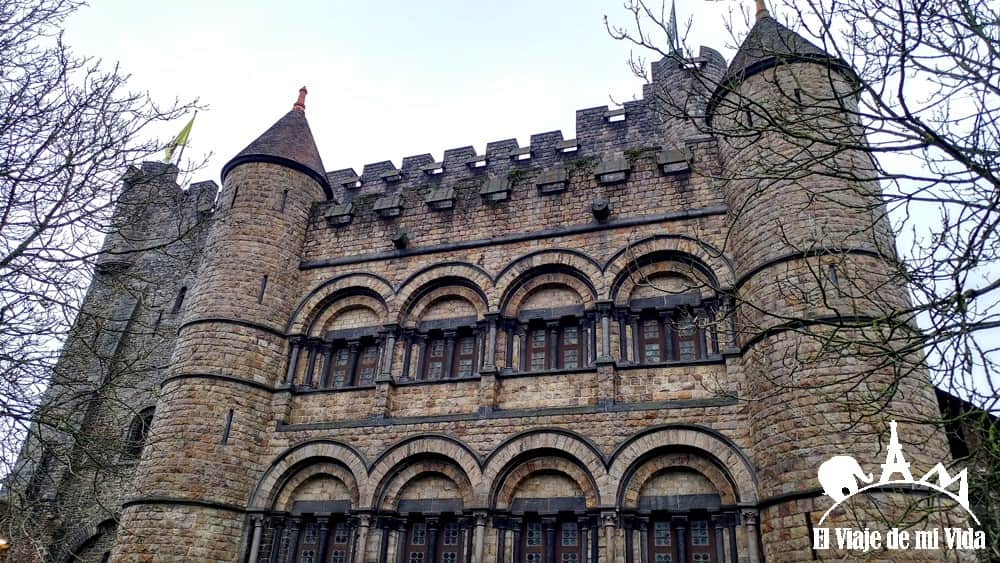 El Castillo de los Condes de Flandes