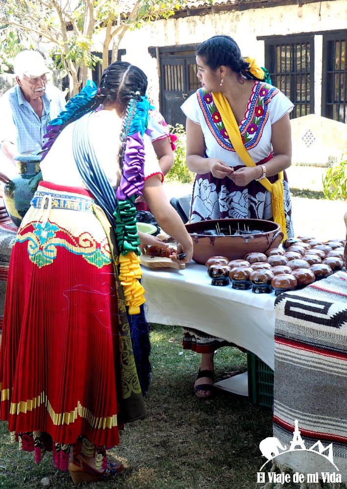 Traje tradicional de Michoacán