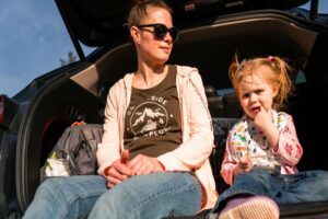 Cómo viajar sola con niños