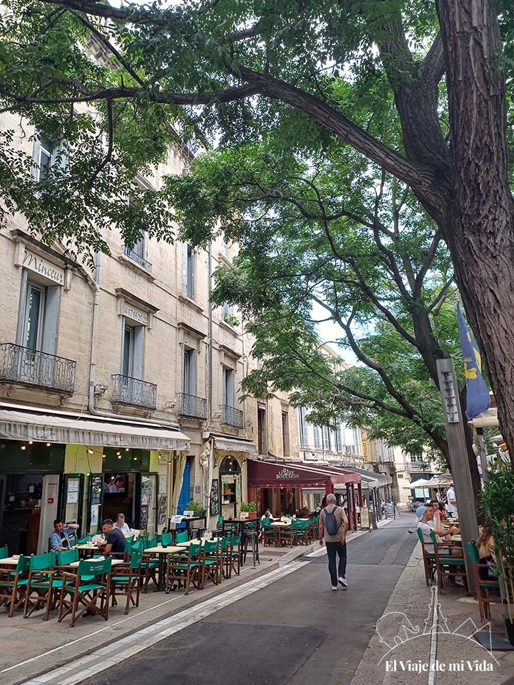 Place de la Canourgue